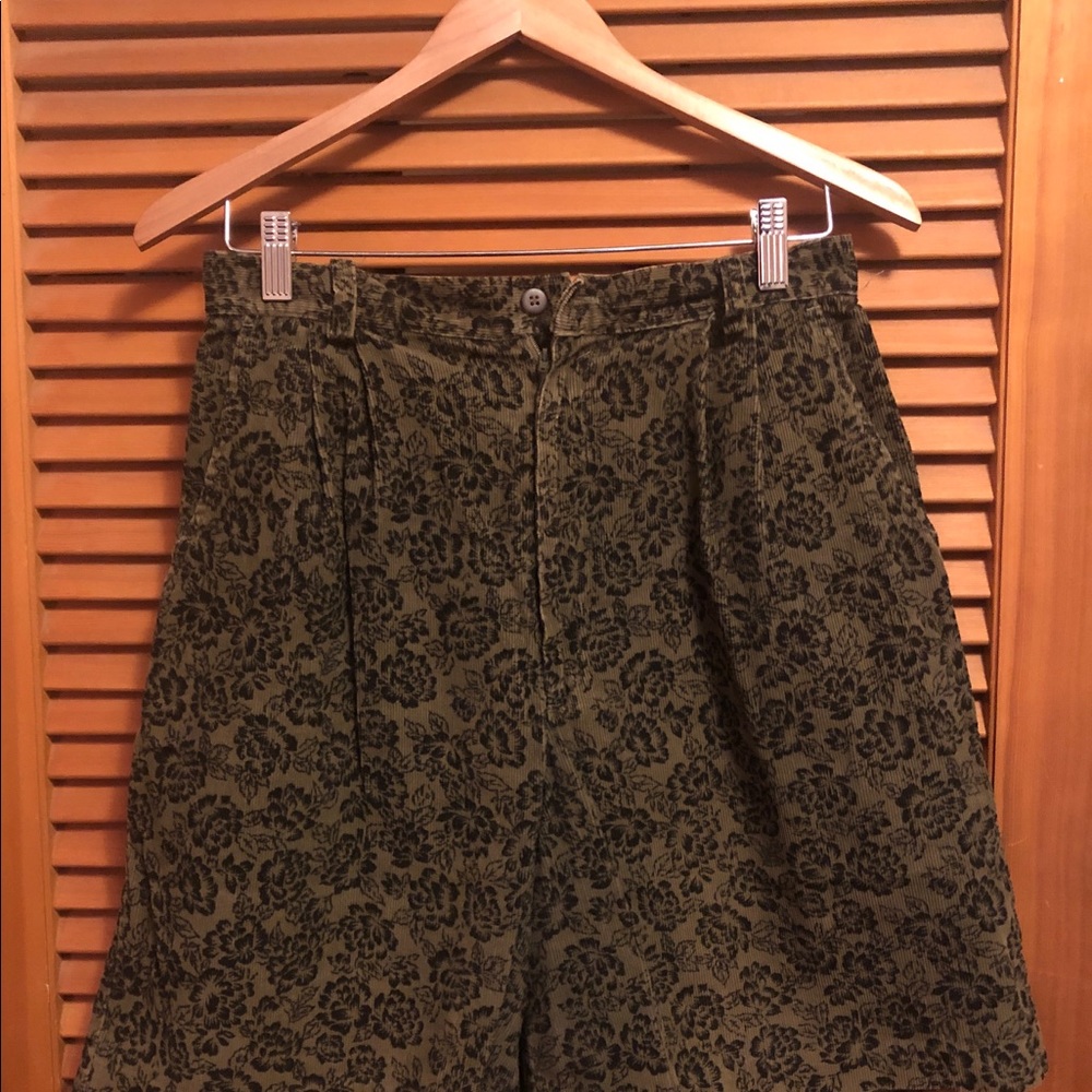 Lightweight corduroy coulottes